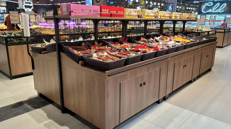 Fruit-and-vegetable-display-6