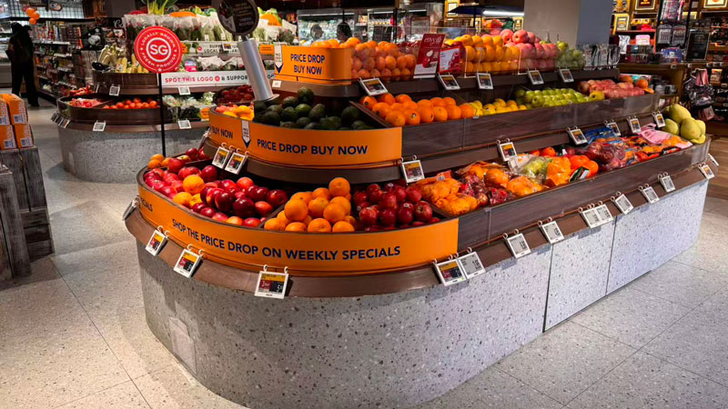 Fruit-and-vegetable-display-10